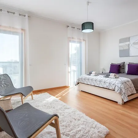 Privilege Naessens With Rooftop Pool, Village Marina - *