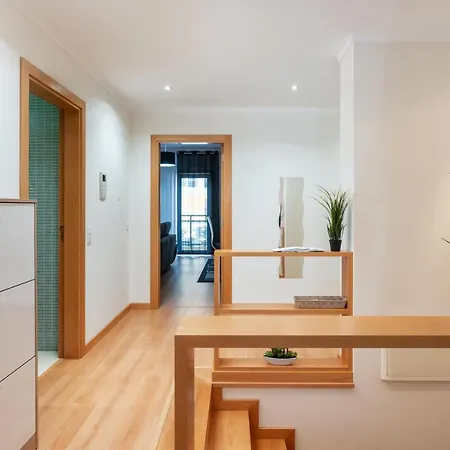 Privilege Naessens With Rooftop Pool, Village Marina - 公寓